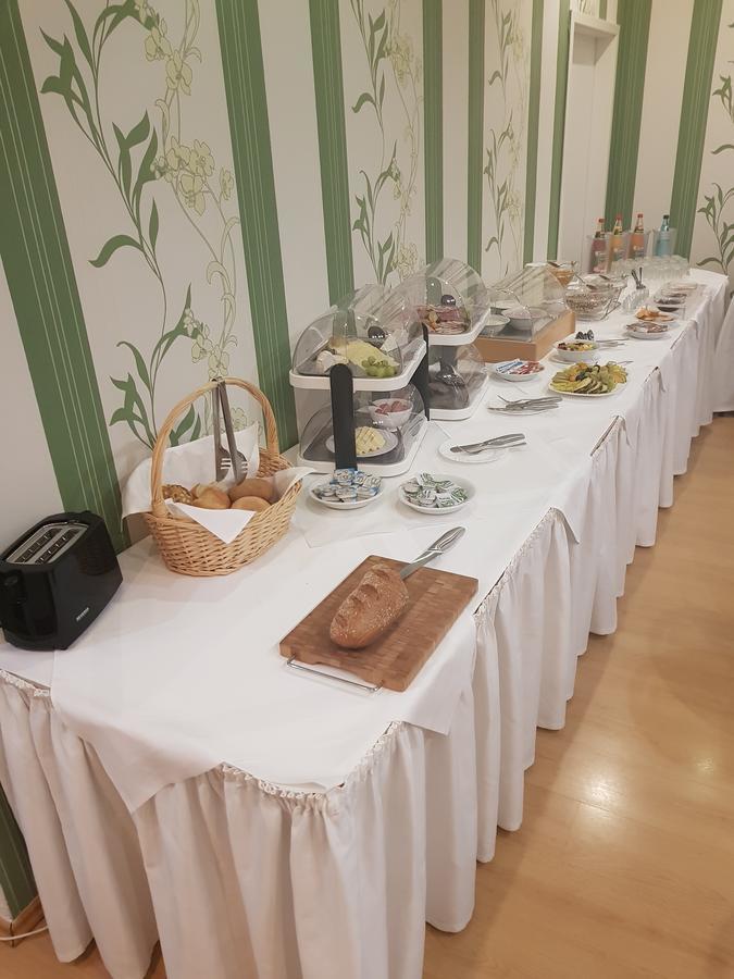 فندق Am Rossplan التنبورغ المظهر الخارجي الصورة